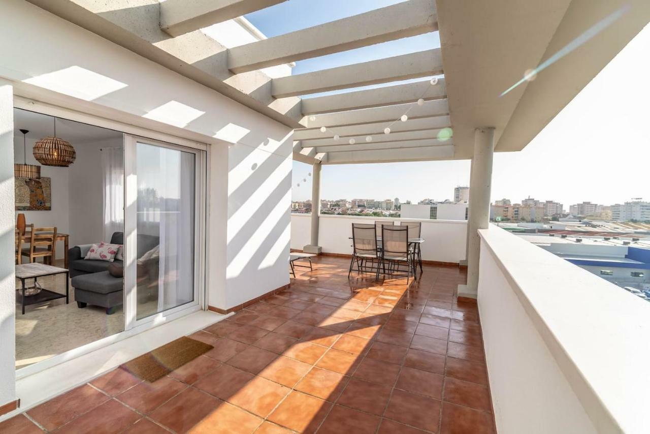 Recently Decorated 2bdr Penthouse In * Fuengirola
